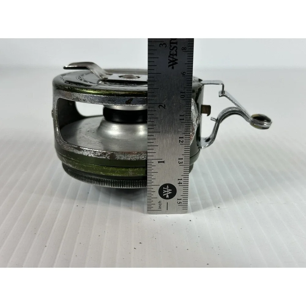 Vintage Shakespeare Silent Tru-Art Automatic # 1835 Model  HN Fly Fishing‎ Reel